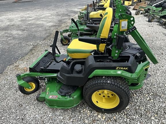 Image of John Deere Z545R equipment image 4