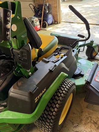Image of John Deere Z545R equipment image 4