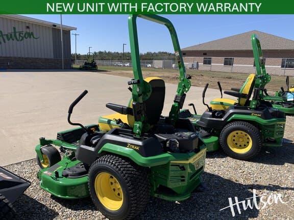 Image of John Deere Z545R equipment image 1