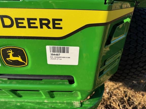 Image of John Deere Z545R equipment image 2