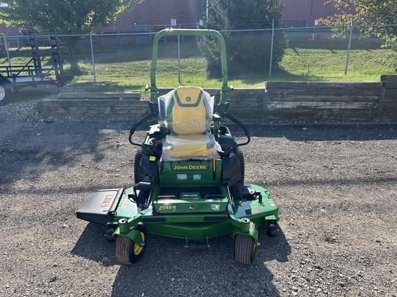 Image of John Deere Z545R equipment image 1