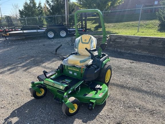 2025 John Deere Z545R Equipment Image0