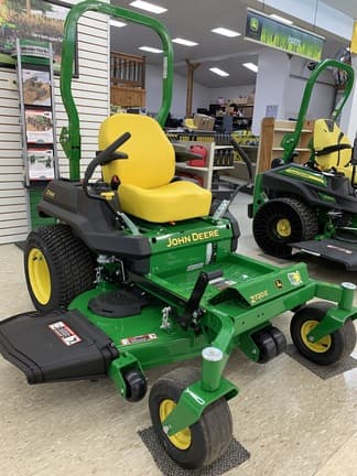 Image of John Deere Z720A equipment image 2