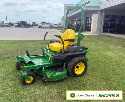 Image of John Deere Z720E equipment image 1