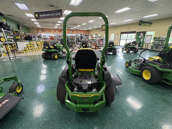 Image of John Deere Z720E equipment image 3