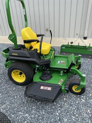 Image of John Deere Z720E Image 0