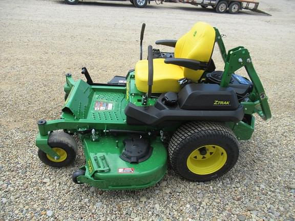 Image of John Deere Z720E equipment image 4