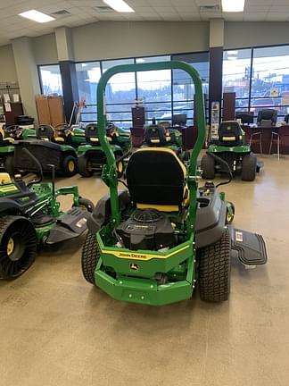 Image of John Deere Z720E Image 1