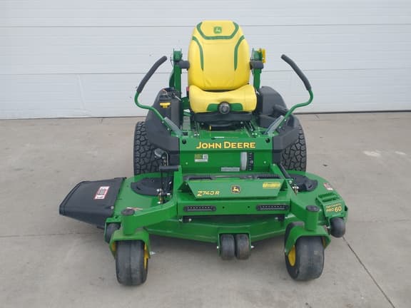 Image of John Deere Z740R Primary image