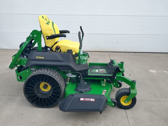 Image of John Deere Z740R equipment image 1