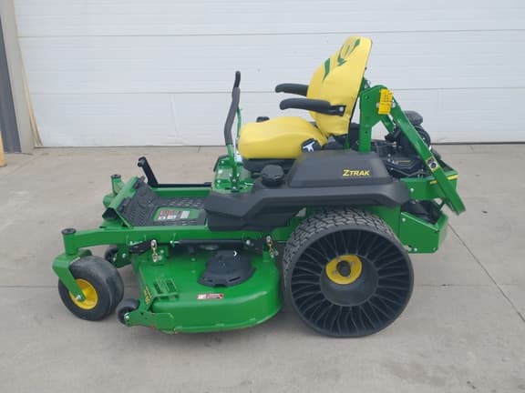 Image of John Deere Z740R equipment image 3