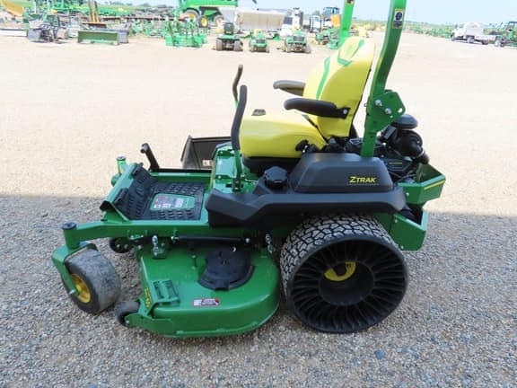 Image of John Deere Z740R equipment image 4