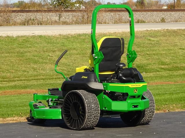 Image of John Deere Z740R equipment image 4