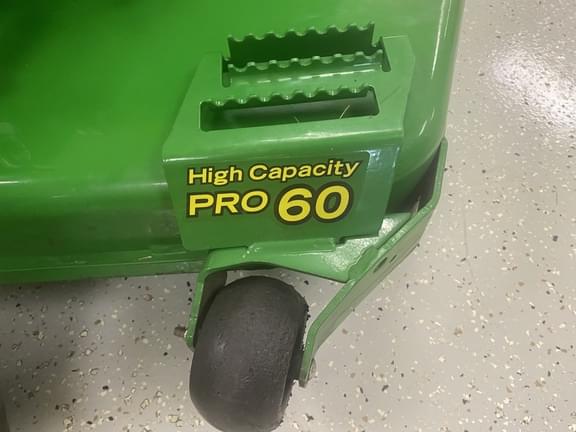 Image of John Deere Z760R equipment image 1