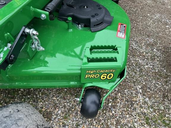 Image of John Deere Z760R equipment image 1