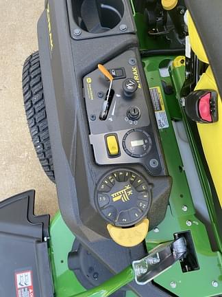 Image of John Deere Z760R equipment image 4