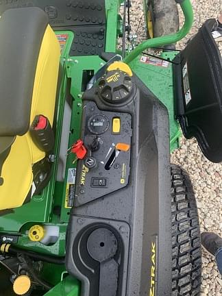 Image of John Deere Z760R equipment image 1