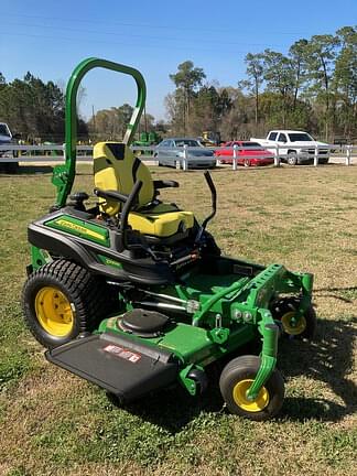 Image of John Deere Z920M equipment image 1