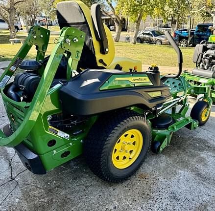 Image of John Deere Z920M equipment image 4