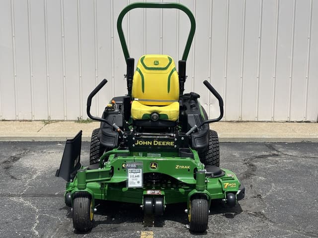 Image of John Deere Z920M equipment image 1