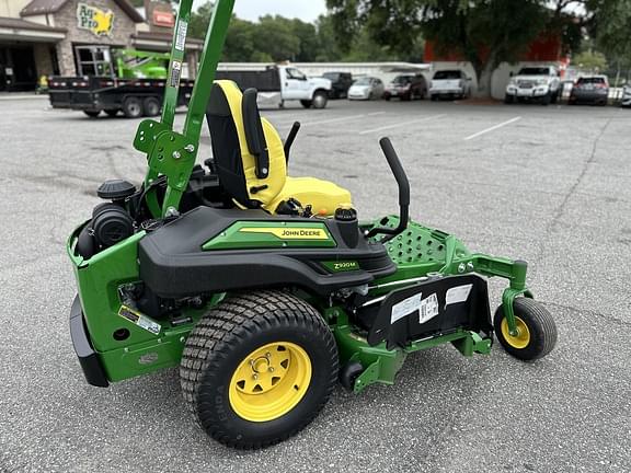 Image of John Deere Z920M equipment image 2