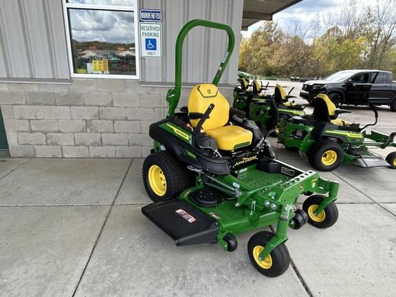 Image of John Deere Z920M equipment image 1