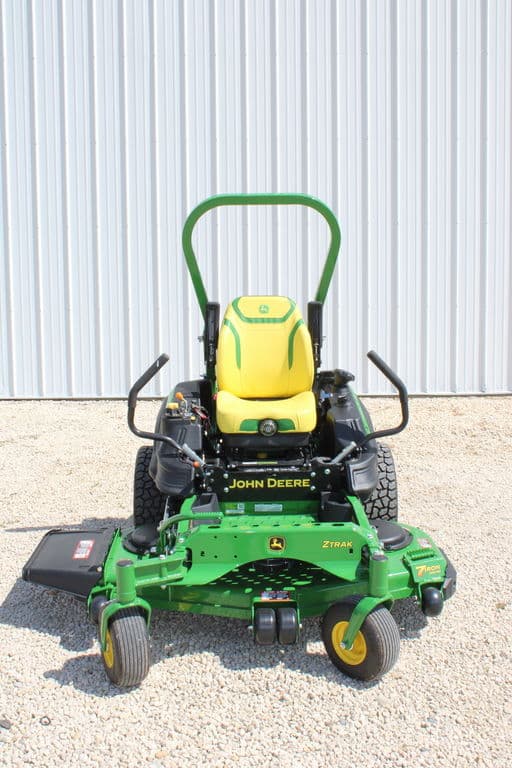 Image of John Deere Z920M Image 1