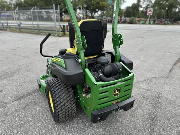 Image of John Deere Z920M equipment image 4