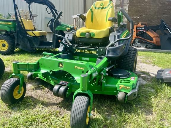 Image of John Deere Z920M equipment image 1