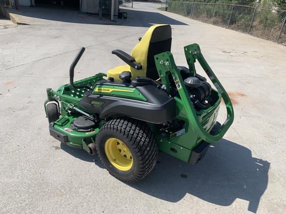 Image of John Deere Z920M equipment image 4