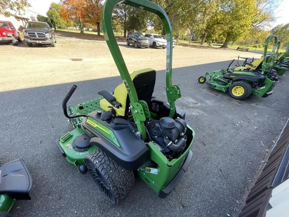 Image of John Deere Z930M equipment image 1