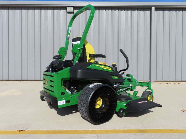 Image of John Deere Z930M equipment image 3