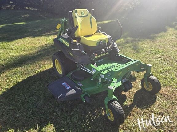 2025 John Deere Z930M Equipment Image0