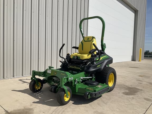 Image of John Deere Z930M equipment image 1