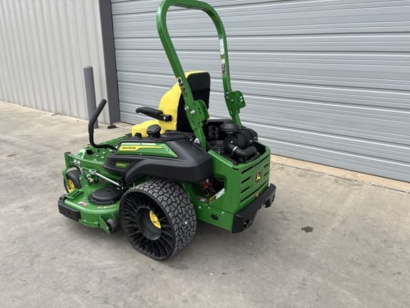 Image of John Deere Z930M equipment image 2