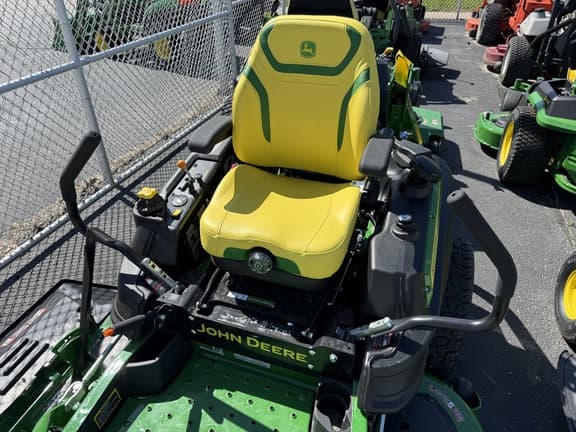 Image of John Deere Z930M equipment image 3