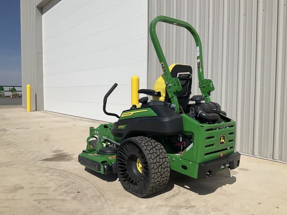 Image of John Deere Z930M equipment image 2