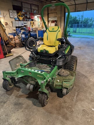 2025 John Deere Z930M Equipment Image0
