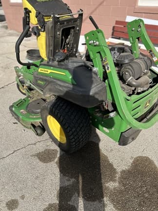 Image of John Deere Z930M equipment image 3