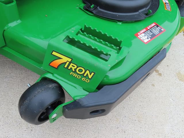 Image of John Deere Z930M equipment image 4