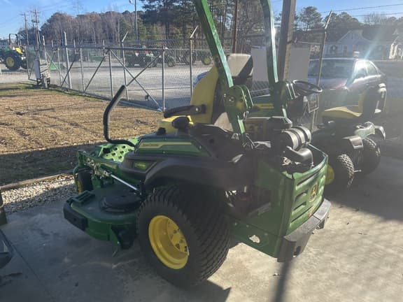 Image of John Deere Z930M equipment image 3