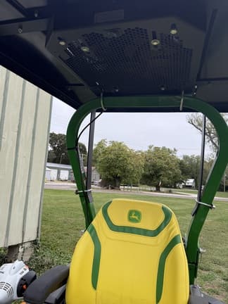 Image of John Deere Z930M equipment image 2