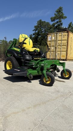 2025 John Deere Z930M Equipment Image0