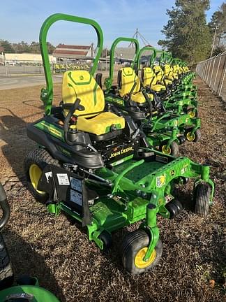 Image of John Deere Z930M equipment image 1