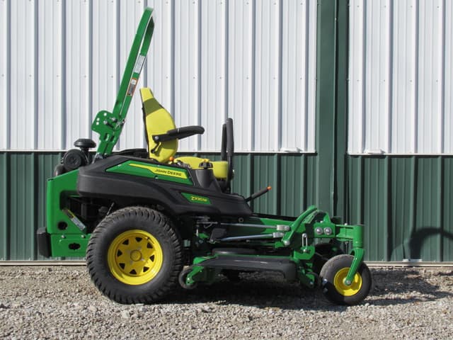 Image of John Deere Z930M equipment image 3