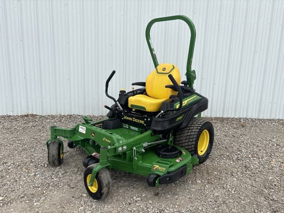 Image of John Deere Z930M equipment image 1