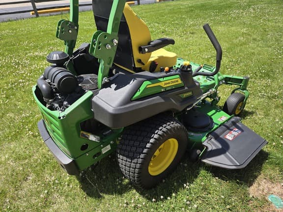 Image of John Deere Z930M equipment image 3