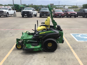 2025 John Deere Z930M Image