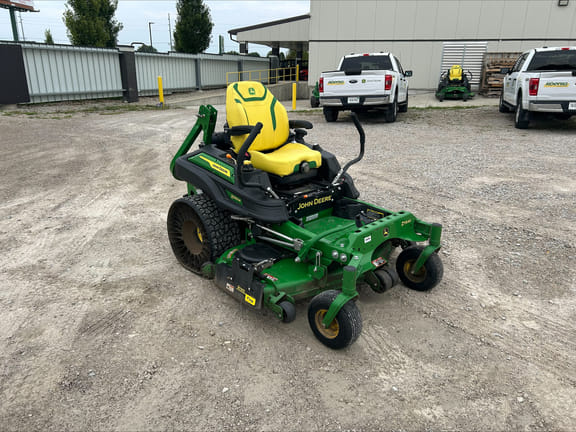 2025 John Deere Z930M Equipment Image0