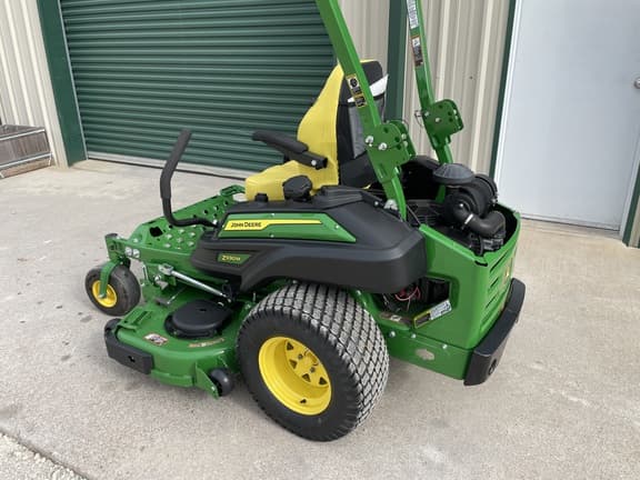 Image of John Deere Z930M equipment image 1
